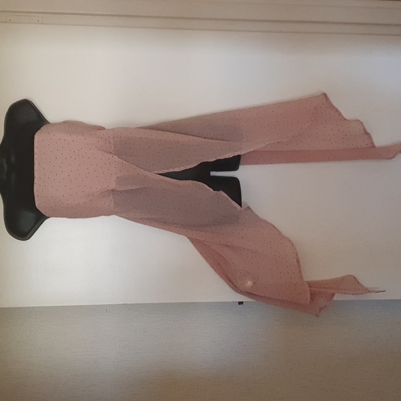 Strapless top. - Picture 2 of 5